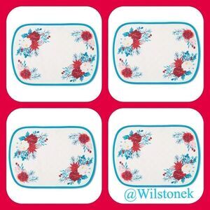 ❤️The Pioneer Woman Wishful Winter set of 4 Fabric Placemat’s